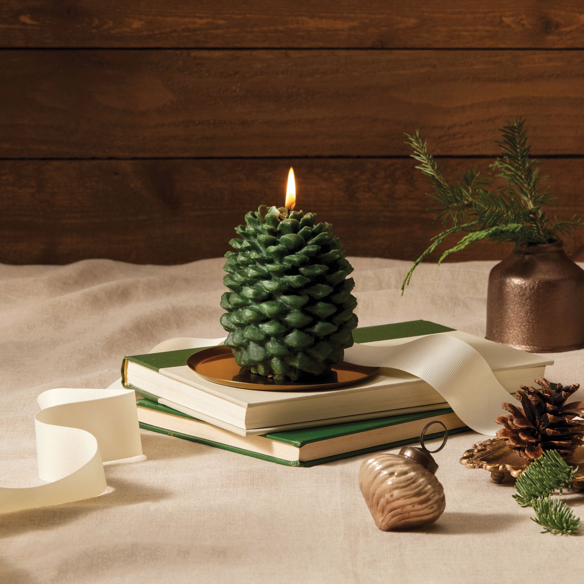 Frasier Fir? Petite Molded Pinecone Candle