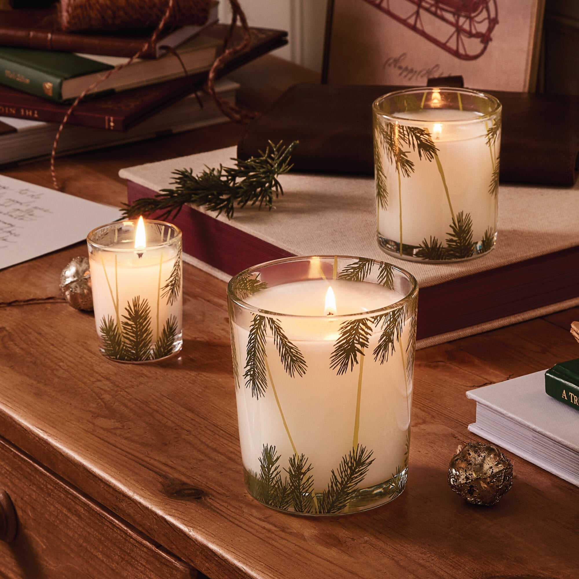 Frasier Fir? 13 oz Pine Needle Poured Candle